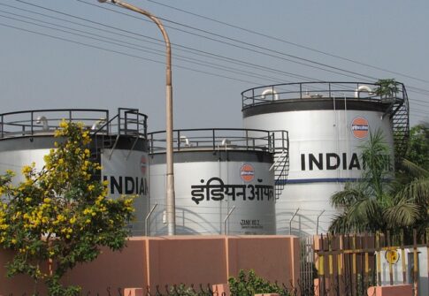 railway-fuel-tanks-275041_640